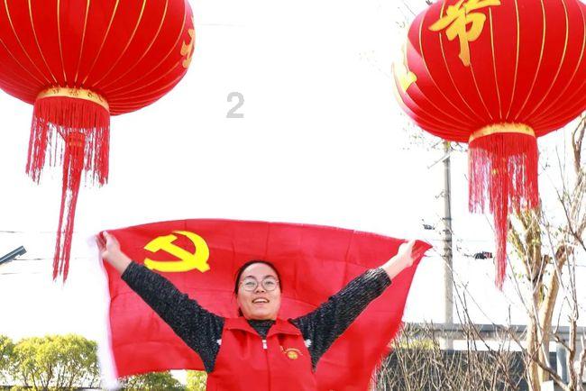 小S的俩女儿上封面表现力强,被赞丑中有美!